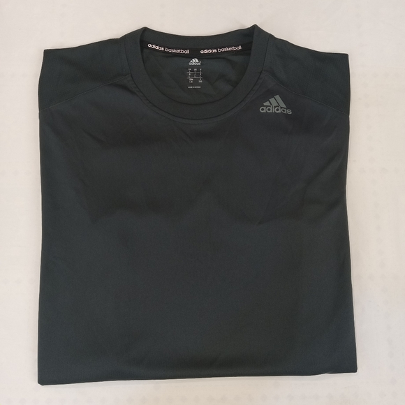 Adidas Men's Black Basketball Gray T-Shirt Size Large - Picture 1 of 10